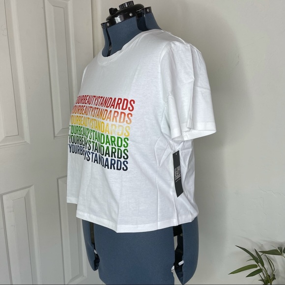 Fashion To Figure EYBS White Crop Tee NWT 1X & 2X - Picture 5 of 14